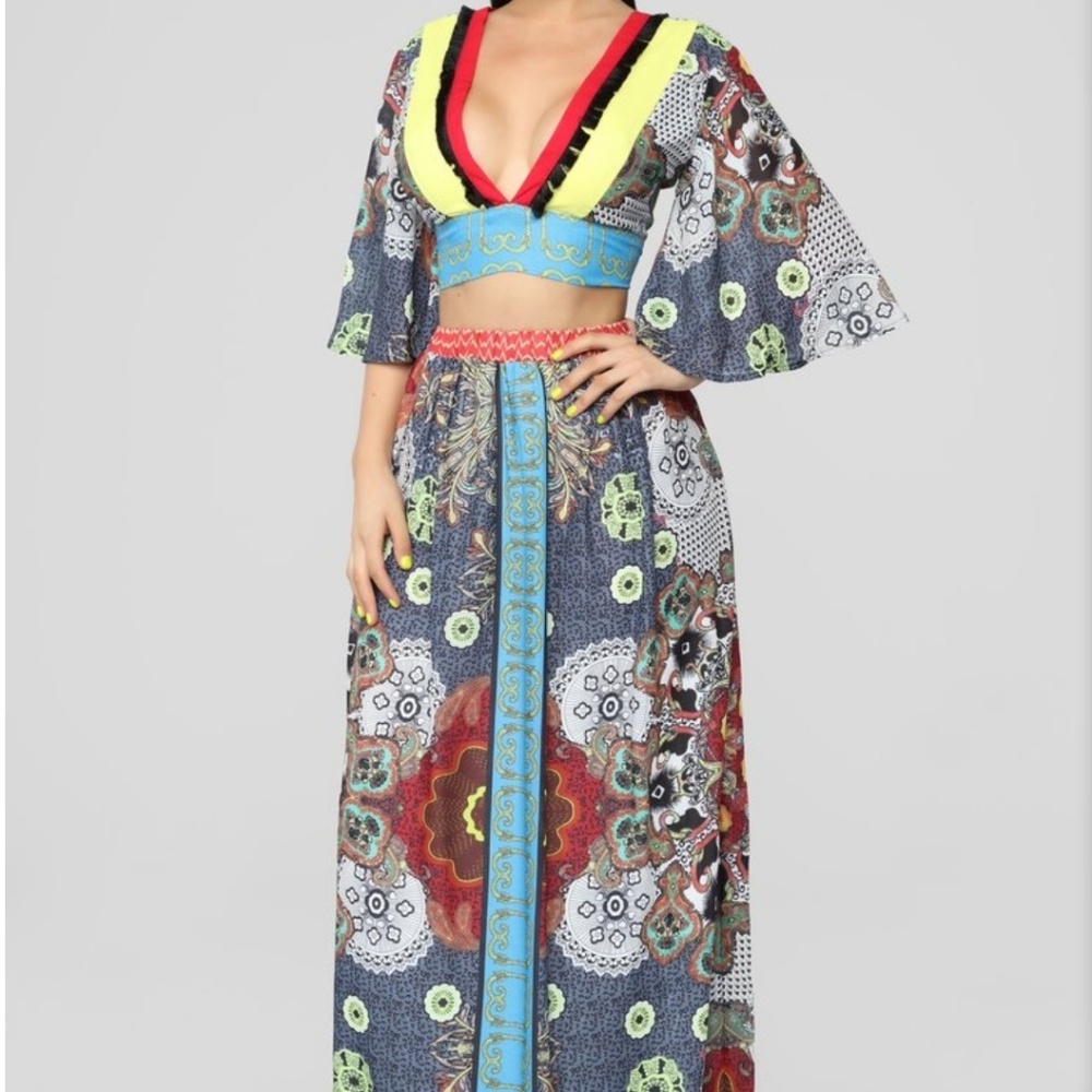 Off To The Spanish Islands Chiffon Set